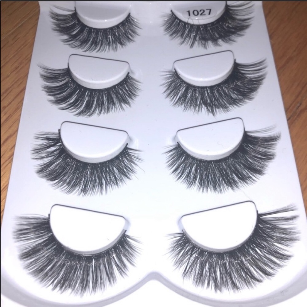 False lash set - Picture 2 of 2